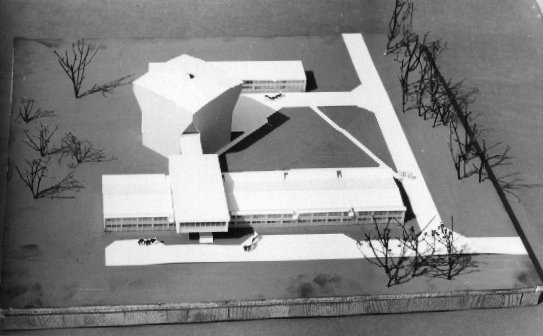 Model reaktorskega kompleksa, ki ga je zasnoval arhitekt Jugovec.
