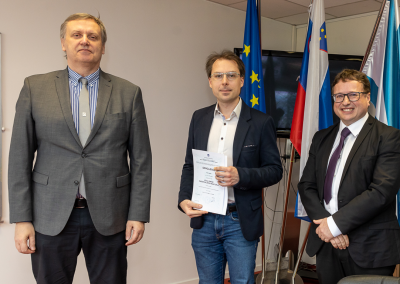 Podelitev obnovljenih dovoljenj operaterjem reaktorja TRIGA