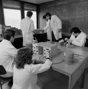 galerija-razstava-triga-50let_22